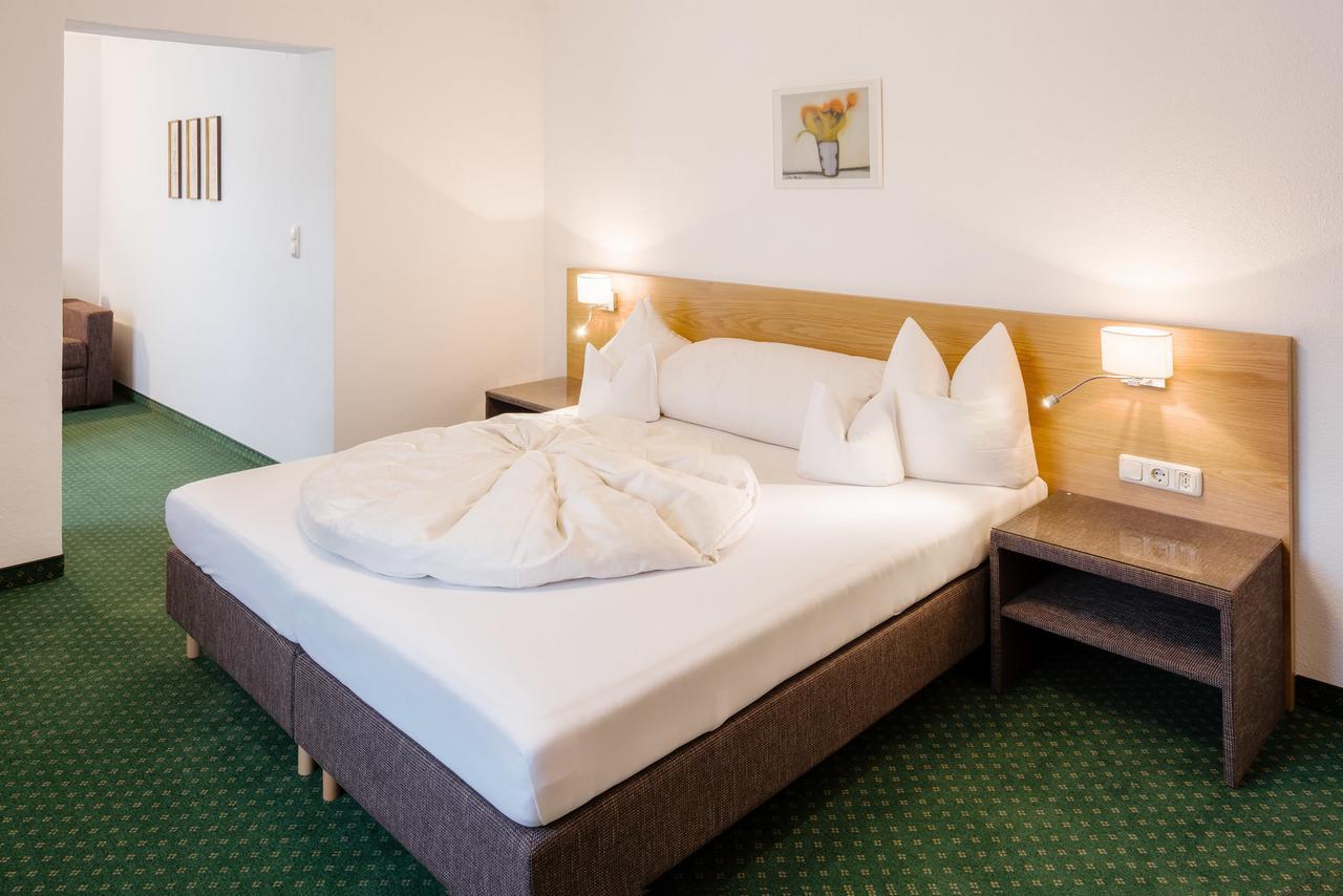 Hotel Regina Зерфаус Екстер'єр фото