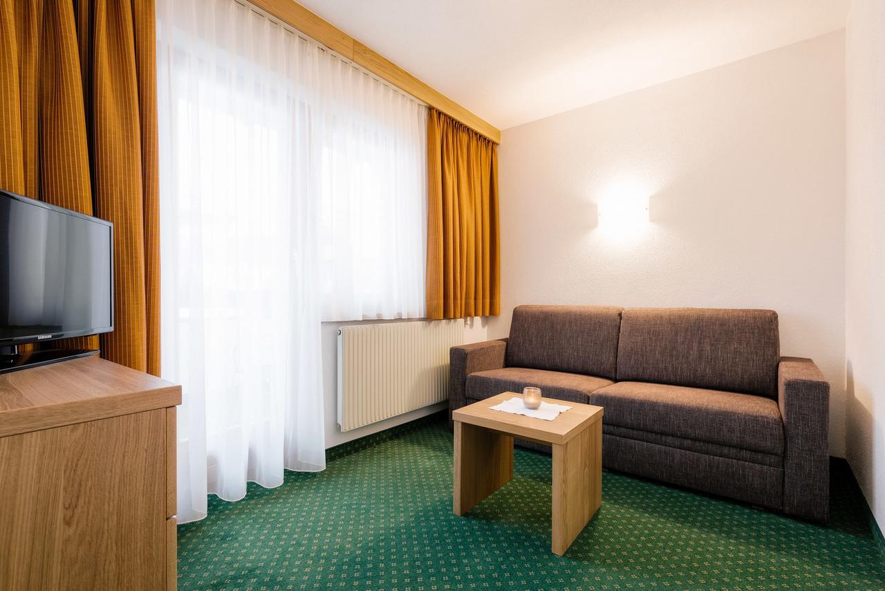 Hotel Regina Зерфаус Екстер'єр фото