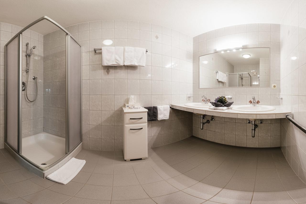 Hotel Regina Зерфаус Екстер'єр фото