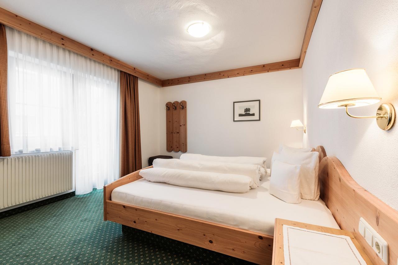 Hotel Regina Зерфаус Екстер'єр фото